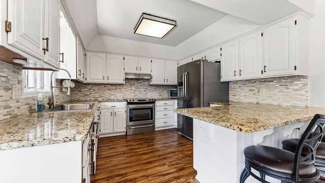 2 Metfield Drive, Bella Vista, AR 72714