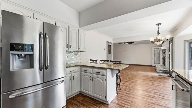 2 Metfield Drive, Bella Vista, AR 72714