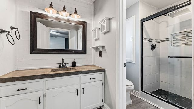 2 Metfield Drive, Bella Vista, AR 72714