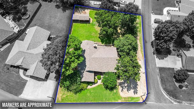 2 Metfield Drive, Bella Vista, AR 72714
