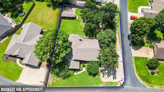 2 Metfield Drive, Bella Vista, AR 72714