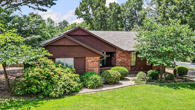 2 Metfield Drive, Bella Vista, AR 72714