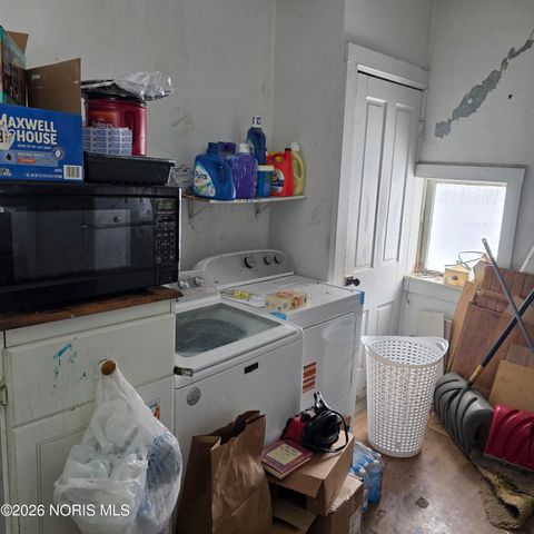 301 E Spring Street, Fayette, OH 43521