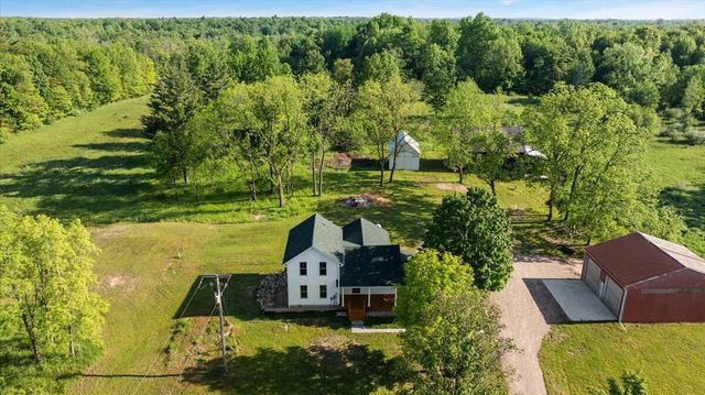 48882 8th Avenue, Grand Junction, MI 49056
