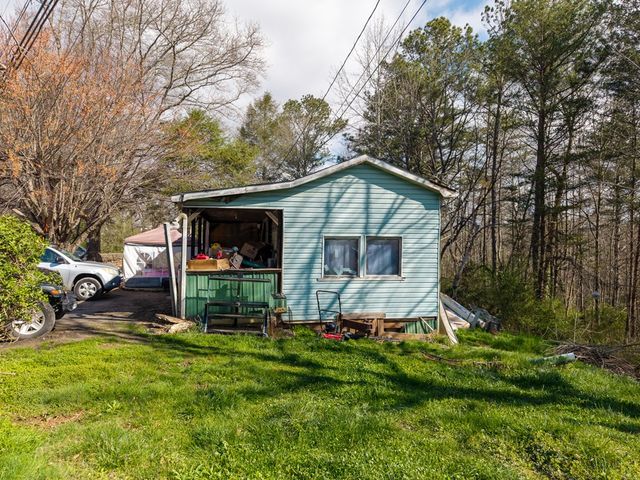 10085 Lakewood Hwy, Mineral Bluff, GA 30559