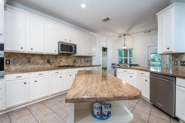 15903 Lake Loop Drive, Cypress, TX 77433