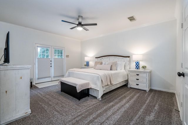 15903 Lake Loop Drive, Cypress, TX 77433