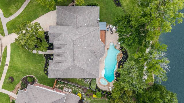 15903 Lake Loop Drive, Cypress, TX 77433