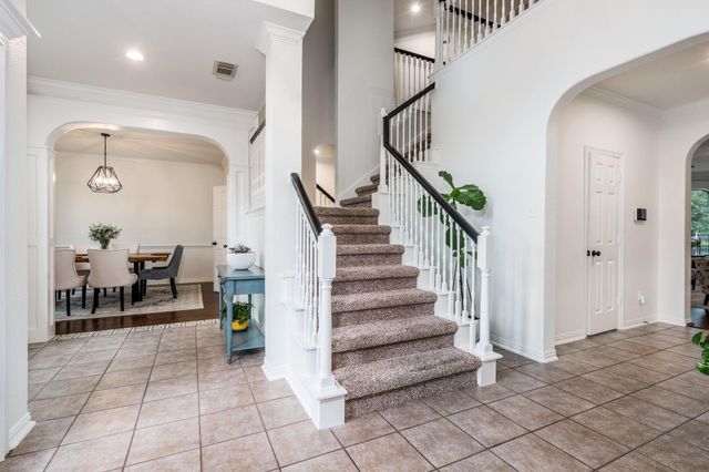 15903 Lake Loop Drive, Cypress, TX 77433