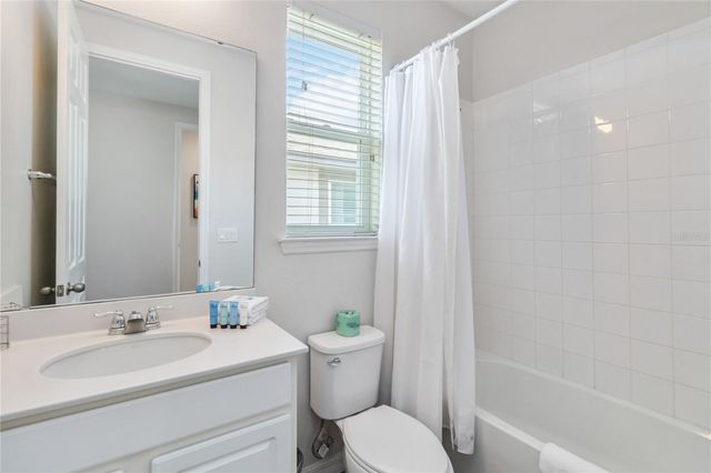 1512 NASSAU POINT TRAIL, Kissimmee, FL 34747