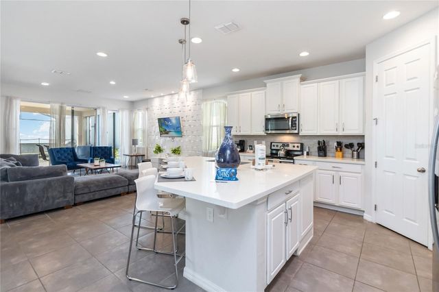1512 NASSAU POINT TRAIL, Kissimmee, FL 34747