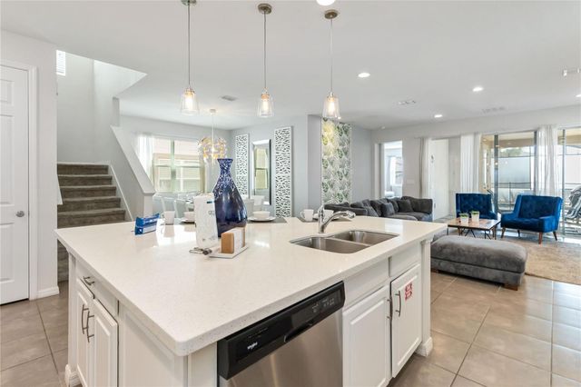 1512 NASSAU POINT TRAIL, Kissimmee, FL 34747