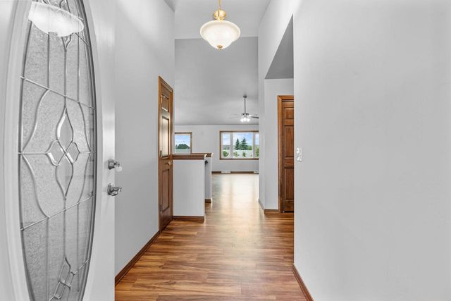5111 N GALA COURT, Appleton, WI 54913