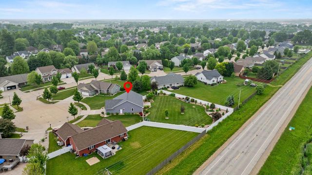 5111 N GALA COURT, Appleton, WI 54913
