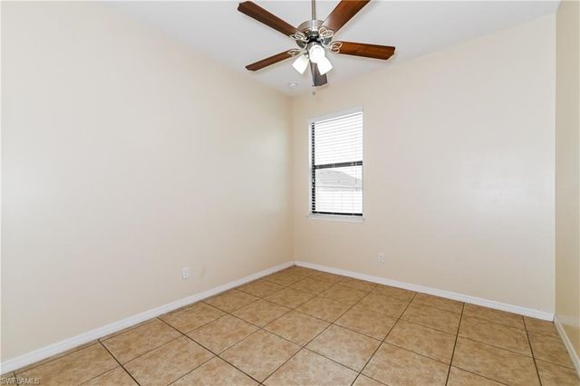 502 SW 19th LN, Cape Coral, FL 33991
