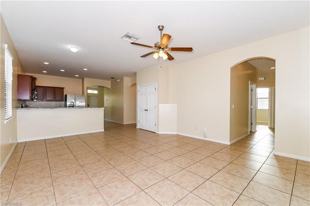 502 SW 19th LN, Cape Coral, FL 33991