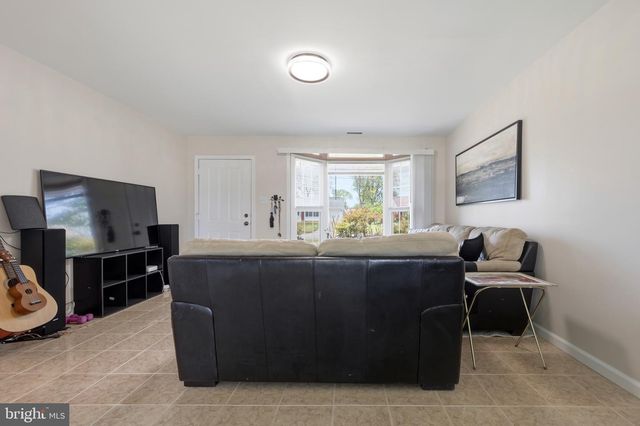 4807 FLOWER LN, Alexandria, VA 22310