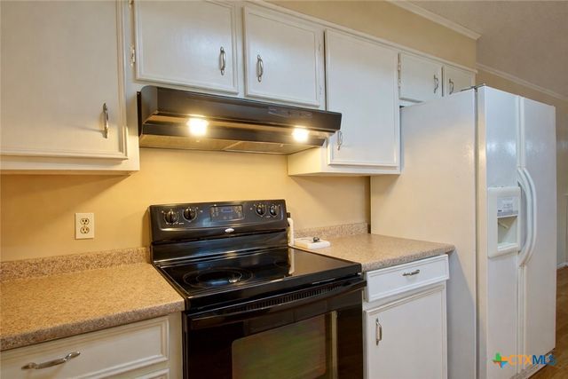 303 Gettysburg Drive, Victoria, TX 77904