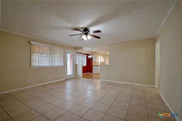 303 Gettysburg Drive, Victoria, TX 77904