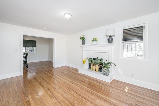 1010 Holcombe Road, Hanahan, SC 29410