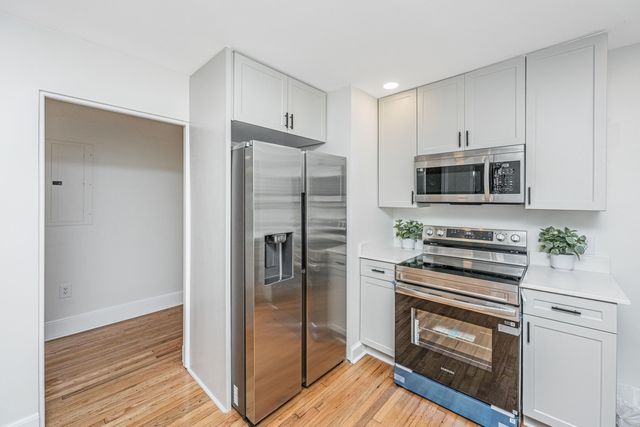 1010 Holcombe Road, Hanahan, SC 29410