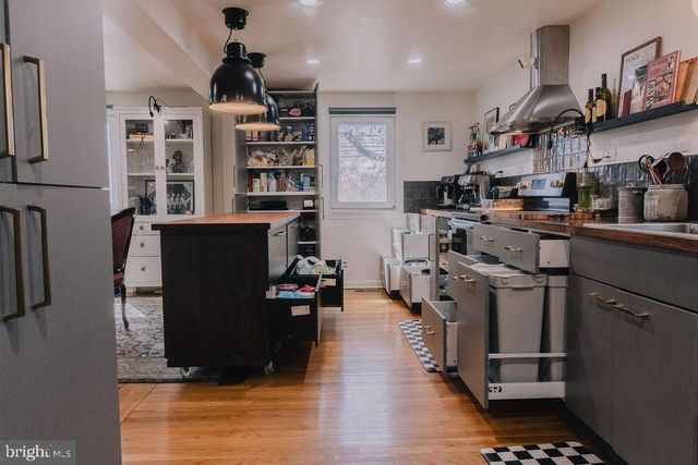 389 JUNIPER ST, Warminster, PA 18974