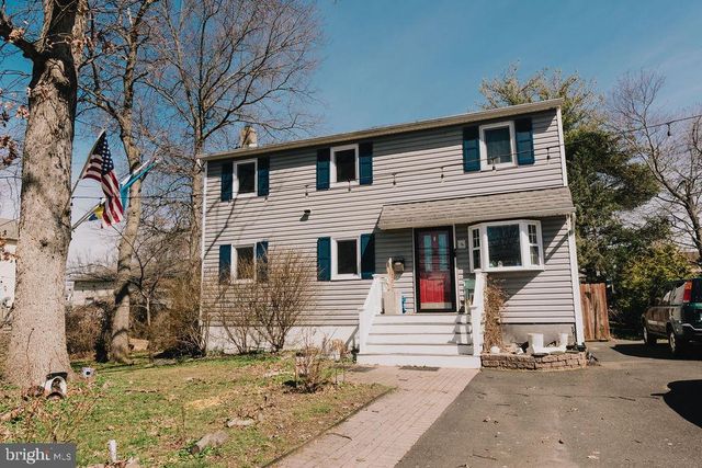 389 JUNIPER ST, Warminster, PA 18974