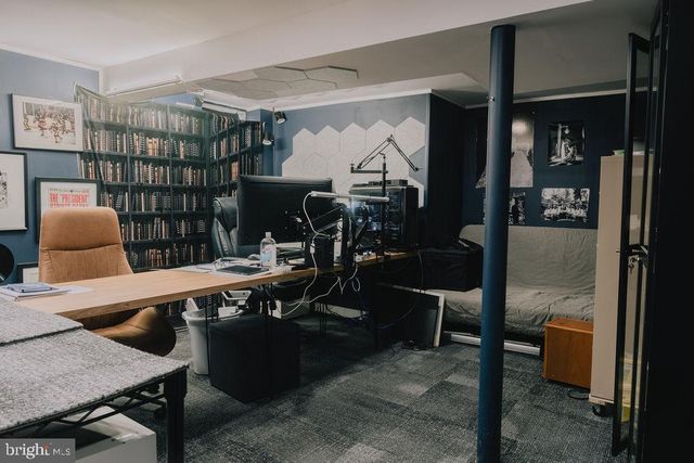 389 JUNIPER ST, Warminster, PA 18974