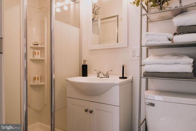 389 JUNIPER ST, Warminster, PA 18974