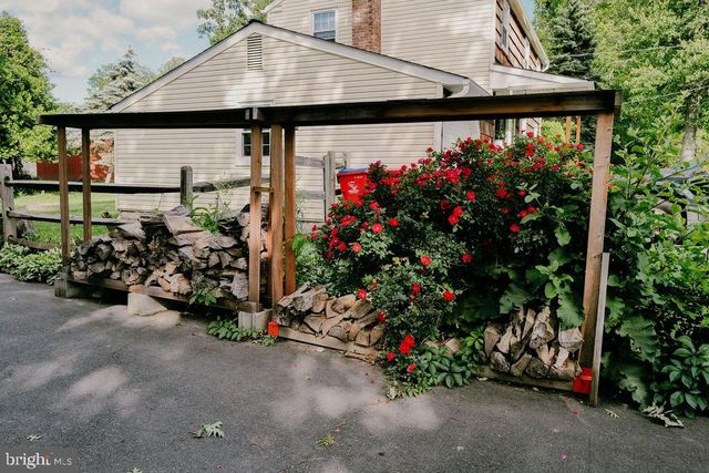 389 JUNIPER ST, Warminster, PA 18974