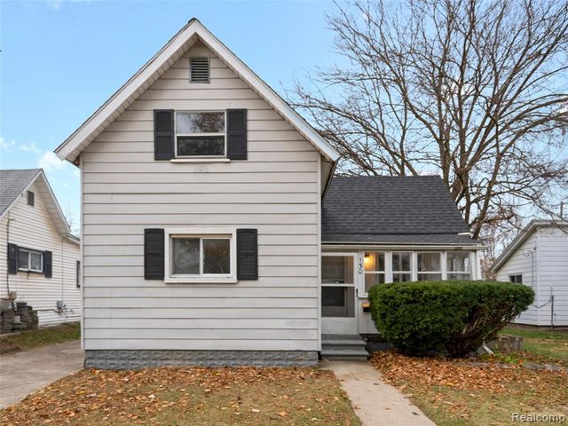130 Meadle Street, Mount Clemens, MI 48043