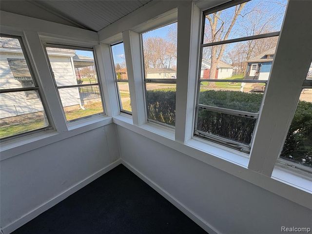 130 Meadle Street, Mount Clemens, MI 48043