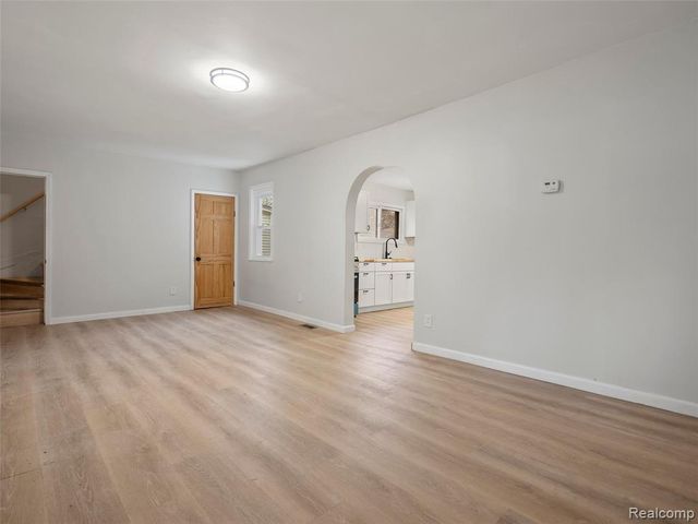 130 Meadle Street, Mount Clemens, MI 48043