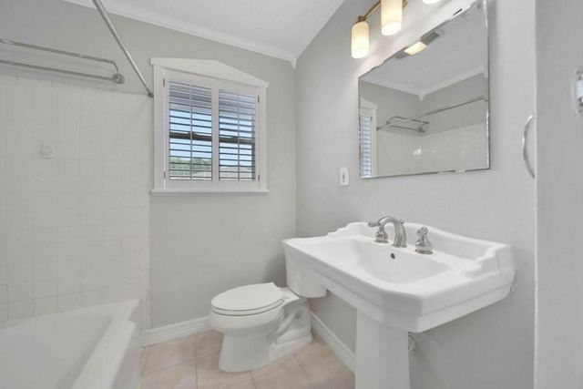 10406 Woodwind Drive, Houston, TX 77025