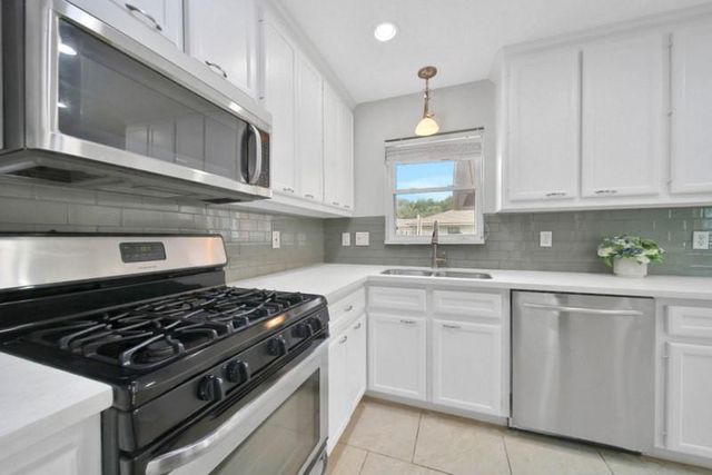 10406 Woodwind Drive, Houston, TX 77025