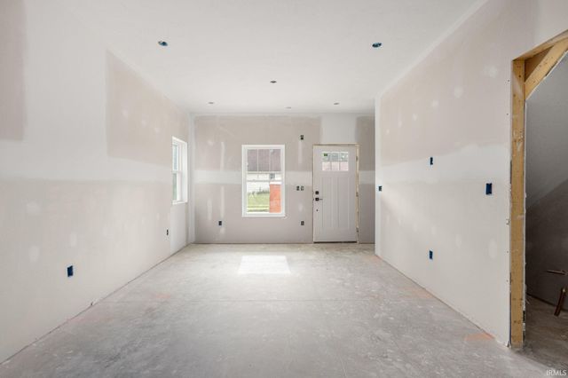 575 N Arthur Street, South Bend, IN 46617