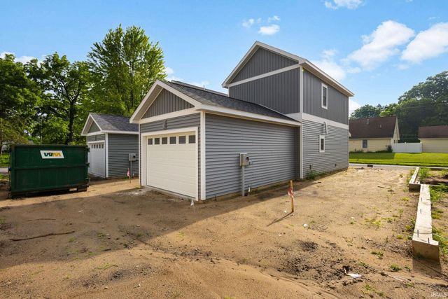 575 N Arthur Street, South Bend, IN 46617