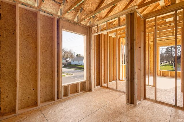 575 N Arthur Street, South Bend, IN 46617