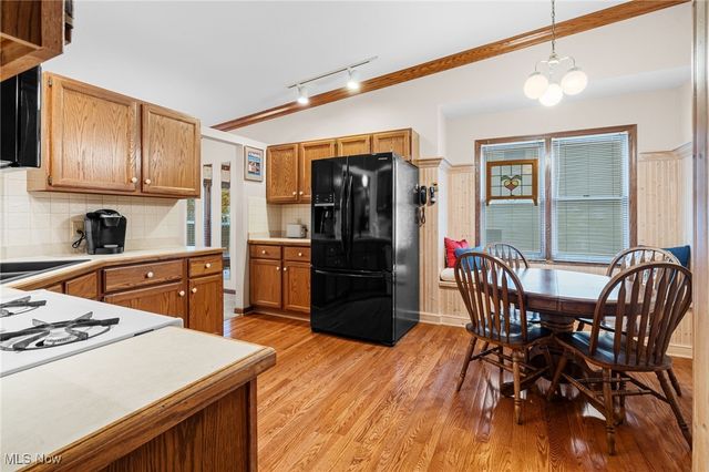 1482 Democracy Drive NW, North Canton, OH 44720