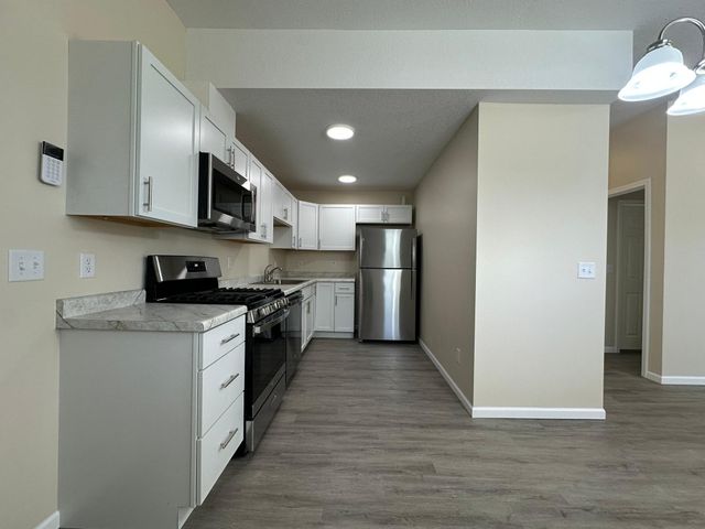 4301 James Avenue N, Minneapolis, MN 55412