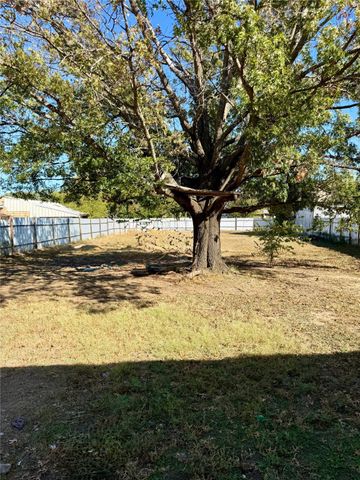 704 Post Street, Coleman, TX 76834