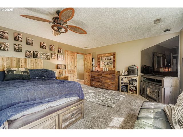 16811 Ne 40TH Ave, Vancouver, WA 98686