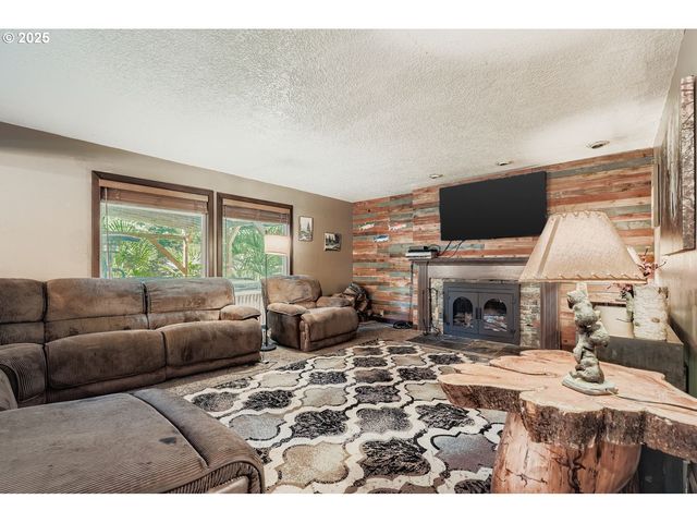 16811 Ne 40TH Ave, Vancouver, WA 98686