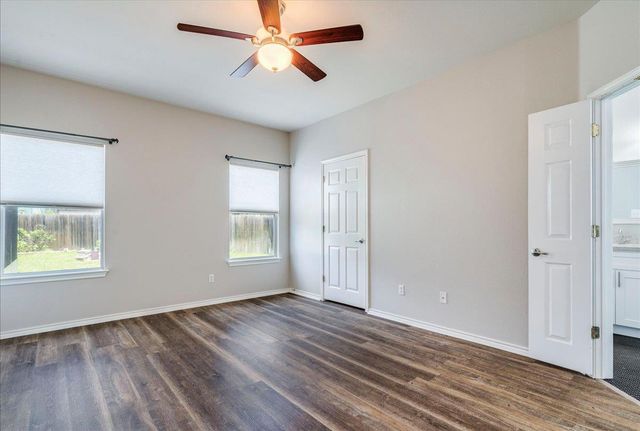239 Dark Horse LN, Buda, TX 78610