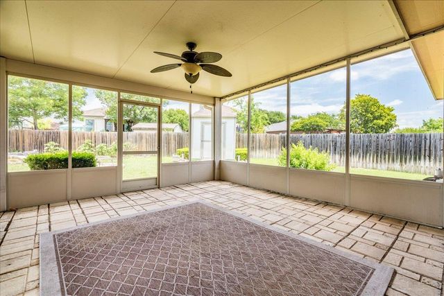 239 Dark Horse LN, Buda, TX 78610