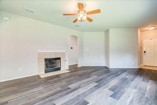 239 Dark Horse LN, Buda, TX 78610
