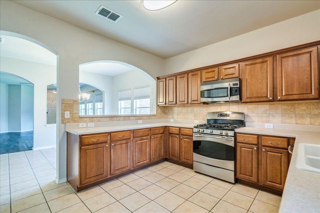 239 Dark Horse LN, Buda, TX 78610