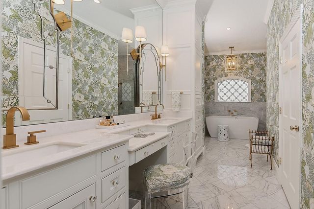 26 S Windsail Place, The Woodlands, TX 77381