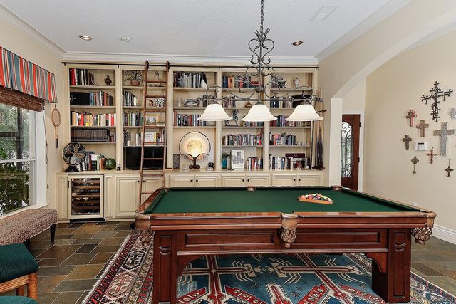 26 S Windsail Place, The Woodlands, TX 77381