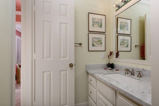 26 S Windsail Place, The Woodlands, TX 77381